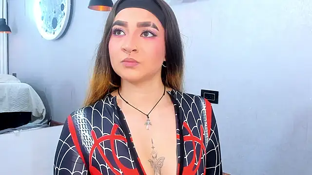 Shanntal  online show from 20, 10, 2025