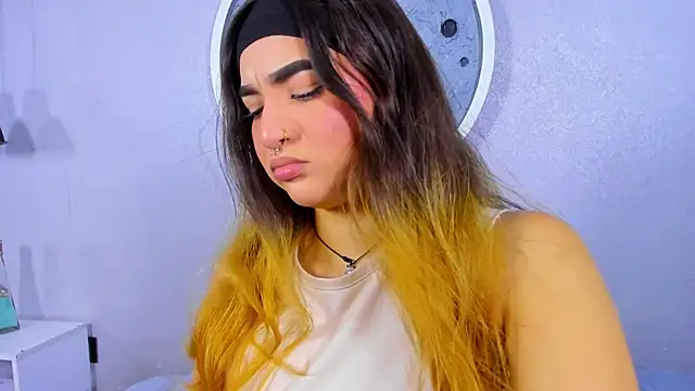 Snapshot of Shanntal_ chatting on 7, 1, 2026 Shanntal online show from 7, 1, 2026