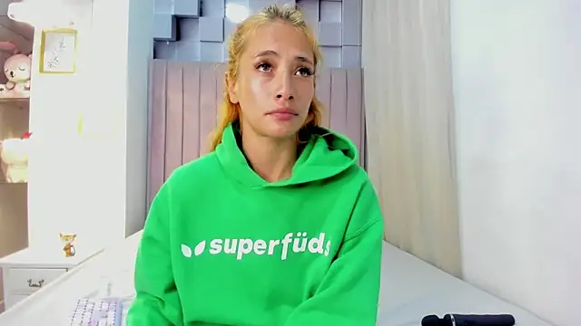 zoe taylorr1 online show from 27, 2, 2025