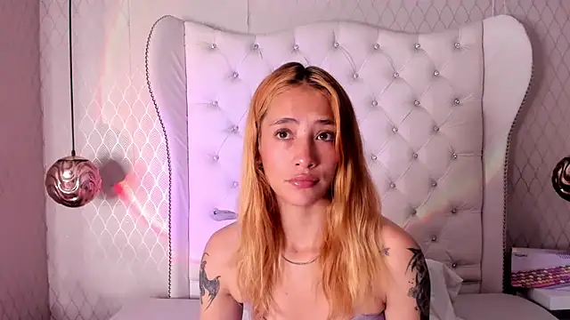 zoe taylorr1 online show from 14, 3, 2025