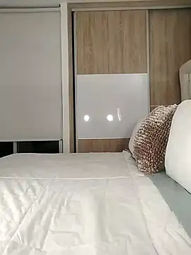 sofiaxox online show from 25, 1, 2025