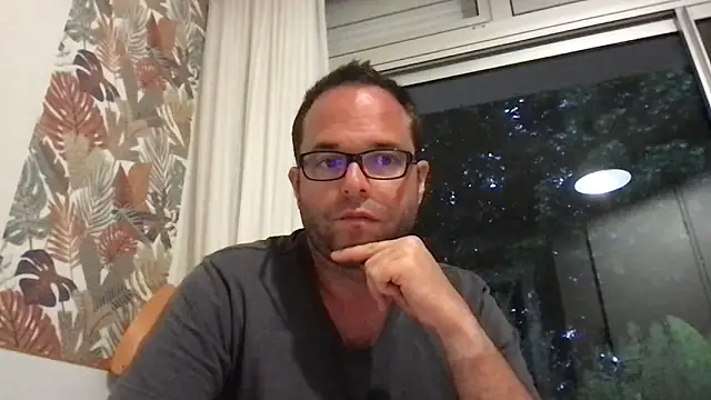 Snapshot of Funnyjul31 chatting on 3, 6, 2026 Funnyjul31 online show from 3, 6, 2026