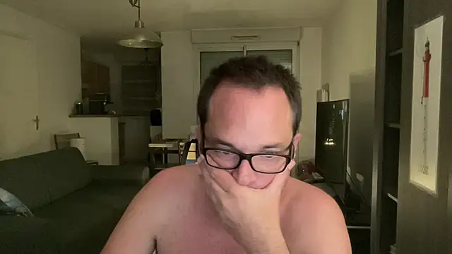 Snapshot of Funnyjul31 chatting on 23, 6, 2026 Funnyjul31 online show from 23, 6, 2026