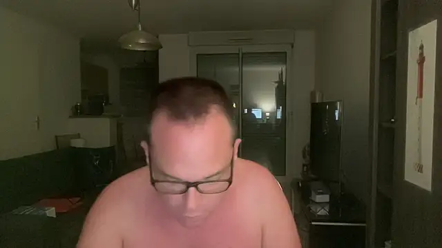 Snapshot of Funnyjul31 chatting on 5, 7, 2026 Funnyjul31 online show from 5, 7, 2026
