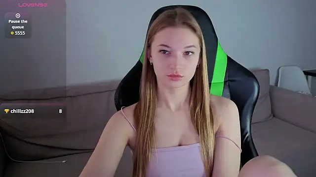 Snapshot of maria_plaudice chatting on 1, 4, 2026 maria plaudice online show from 1, 4, 2026