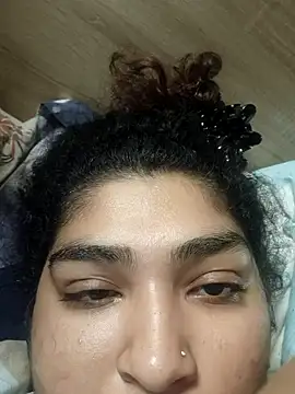 Snapshot of naina78910 chatting on 29, 10, 2025 naina78910 online show from 29, 10, 2025