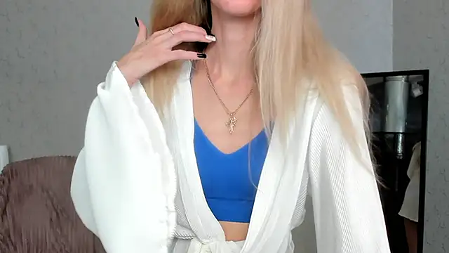 skinnyladyy online show from 11, 3, 2025