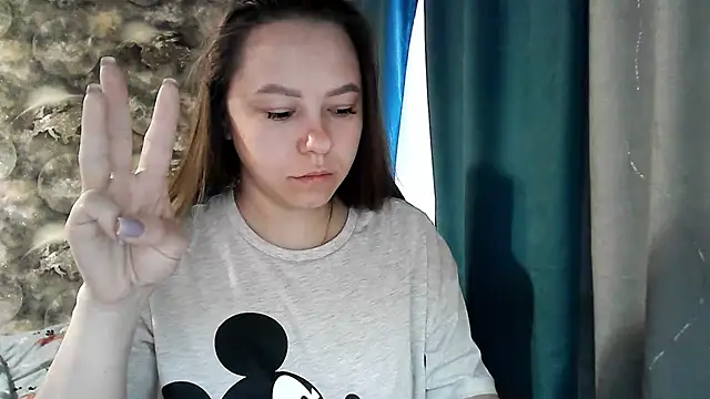 Snapshot of Misssweet_s chatting on 13, 5, 2026 Misssweet s online show from 13, 5, 2026