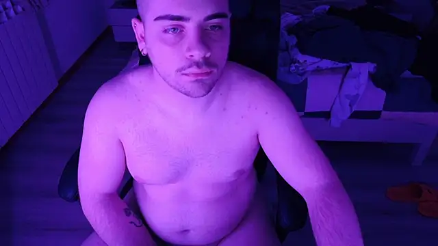 Snapshot of alexx0904 chatting on 9, 1, 2026 alexx0904 online show from 9, 1, 2026