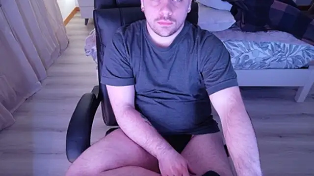 Snapshot of alexx0904 chatting on 7, 3, 2026 alexx0904 online show from 7, 3, 2026