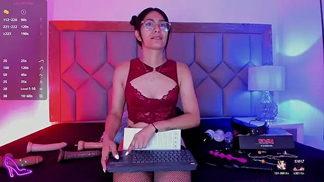 Snapshot of PamelaaPonce chatting on 9, 4, 2026 PamelaaPonce online show from 9, 4, 2026