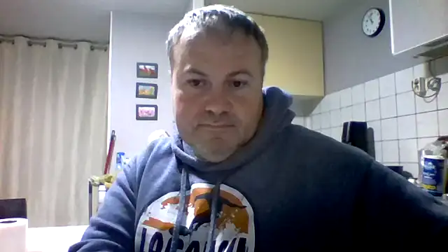 Pourleplasirs online show from 14, 11, 2025