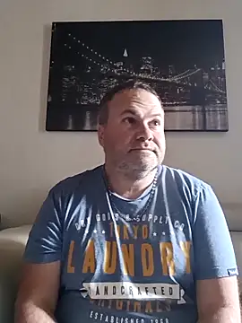 Pourleplasirs online show from 17, 11, 2025