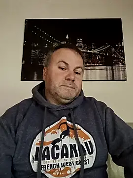 Pourleplasirs online show from 22, 11, 2025