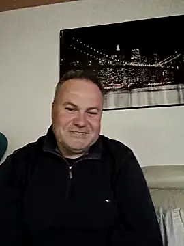 Snapshot of Pourleplasirs chatting on 16, 5, 2026 Pourleplasirs online show from 16, 5, 2026
