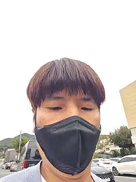 Tyyyggjju online show from 30, 10, 2025