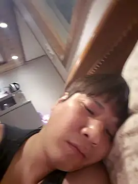 Tyyyggjju online show from 24, 11, 2025