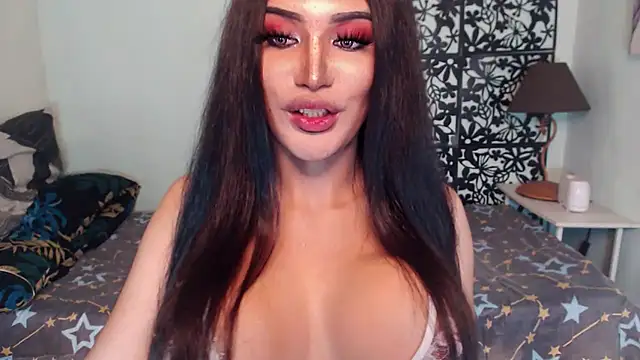 Snapshot of tripleAAAbitch chatting on 1, 2, 2025 tripleAAAbitch online show from 1, 2, 2025