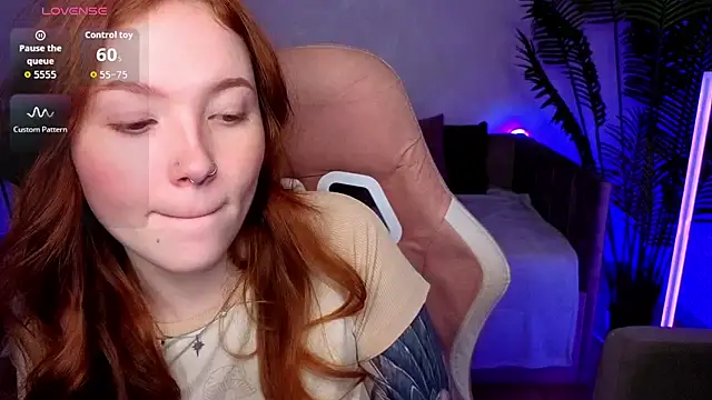 Snapshot of Maya_Light chatting on 16, 4, 2026 Maya Light online show from 16, 4, 2026