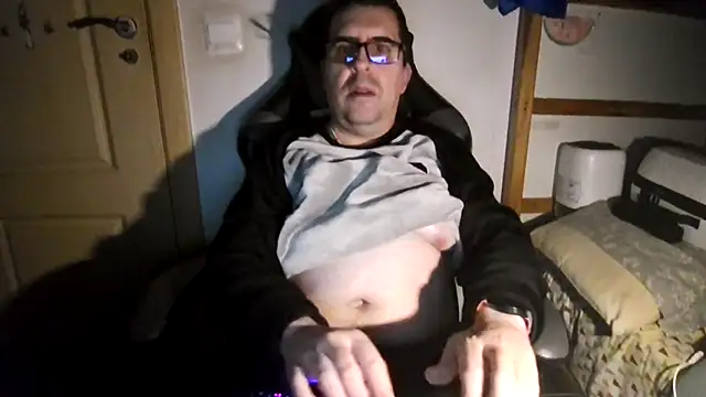 Snapshot of Usame_como_quieras chatting on 28, 1, 2025 Usame como quieras online show from 28, 1, 2025