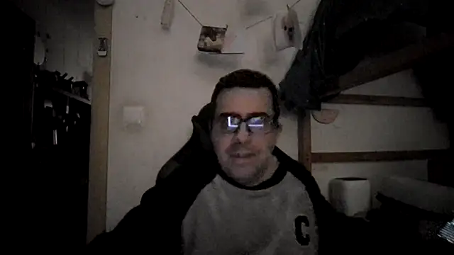 Snapshot of Usame_como_quieras chatting on 28, 1, 2025 Usame como quieras online show from 28, 1, 2025