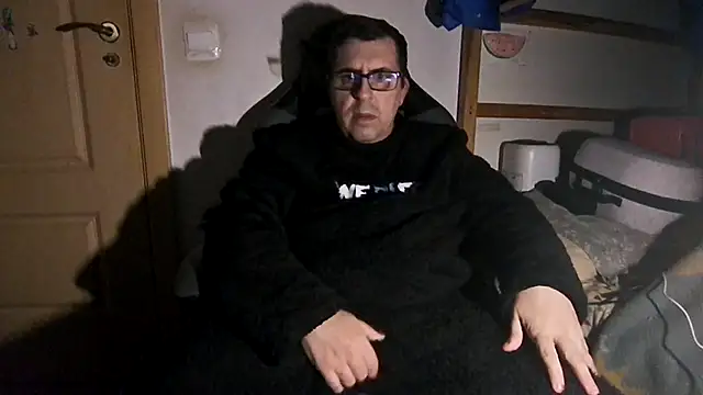 Snapshot of Usame_como_quieras chatting on 5, 2, 2025 Usame como quieras online show from 5, 2, 2025