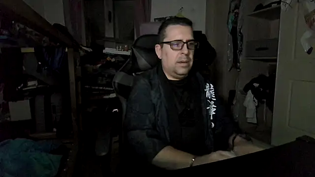 Snapshot of Usame_como_quieras chatting on 1, 12, 2025 Usame como quieras online show from 1, 12, 2025