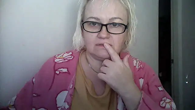 Mayya4321 online show from 11, 11, 2025