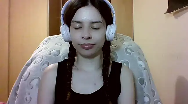 LariceSexy online show from 12, 3, 2025