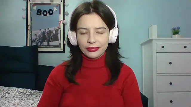 LariceSexy online show from 9, 11, 2025