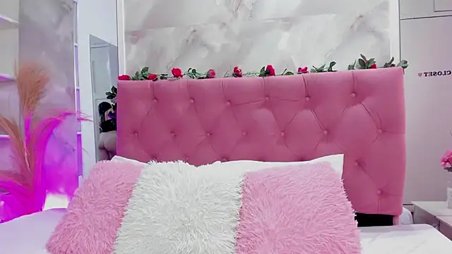 Ariana greenblat online show from 10, 9, 2025