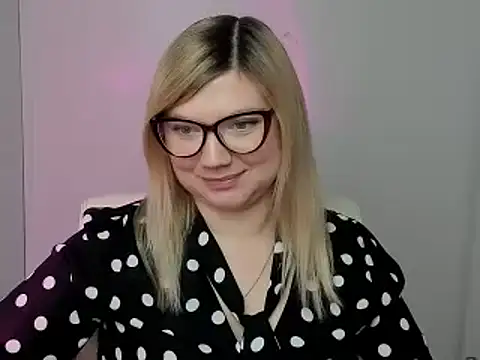 Lola moree online show from 10, 10, 2025