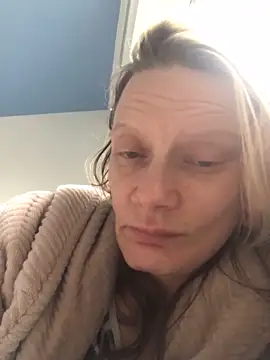 Snapshot of blondey206 chatting on 24, 3, 2026 blondey206 online show from 24, 3, 2026