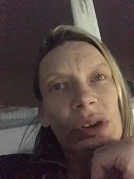 Snapshot of blondey206 chatting on 27, 3, 2026 blondey206 online show from 27, 3, 2026