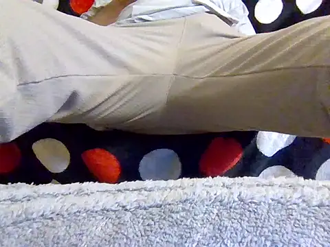 Snapshot of lebaneeseguy chatting on 14, 12, 2025 lebaneeseguy online show from 14, 12, 2025