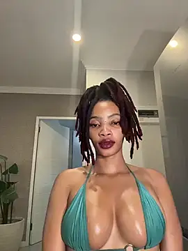 Snapshot of ZinaFreak chatting on 26, 10, 2025 ZinaFreak online show from 26, 10, 2025