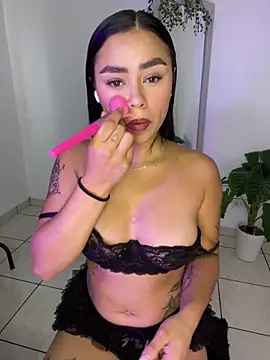 Snapshot of meli_ortiz_ chatting on 13, 3, 2026 meli ortiz online show from 13, 3, 2026