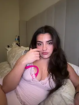 cute carly  online show from 18, 1, 2026