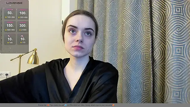 Snapshot of Hustle_Babyy chatting on 5, 2, 2026 Hustle Babyy online show from 5, 2, 2026