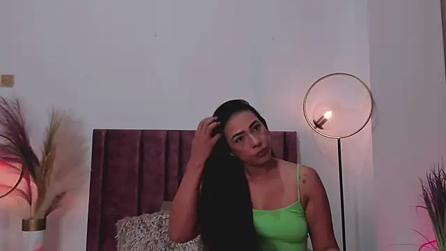 RebecaSanderss online show from 25, 2, 2025