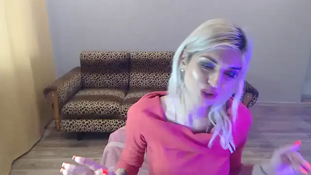 SexyBeatriice online show from 1, 2, 2025