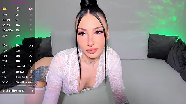 VickyBooXXX online show from 17, 3, 2026