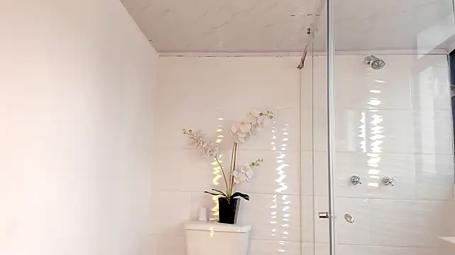 AliDiaz  online show from 1, 3, 2025