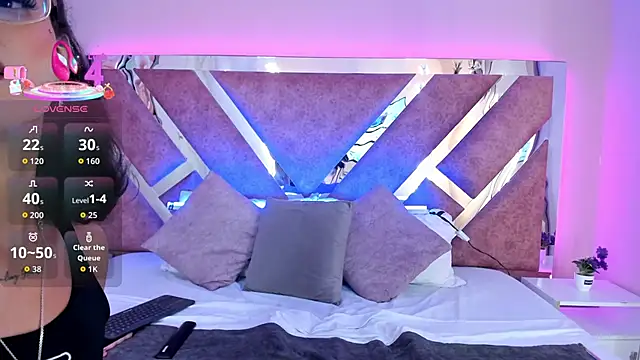 AliDiaz  online show from 17, 10, 2025