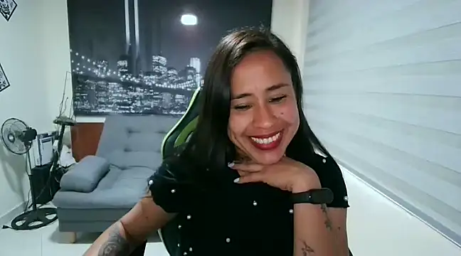 kamila lovee online show from 17, 2, 2025