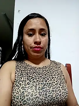 kamila lovee online show from 6, 3, 2025