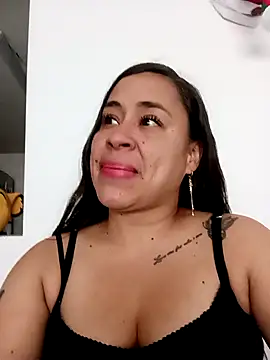 kamila lovee online show from 15, 12, 2025