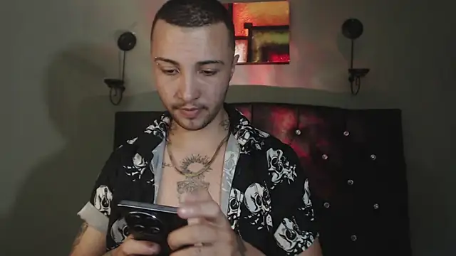 FemToMale online show from 28, 1, 2025