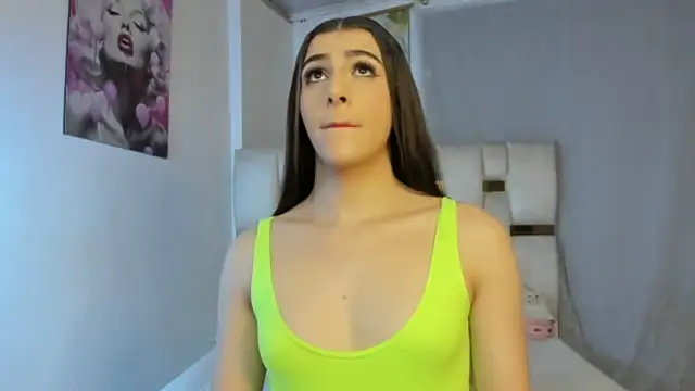 Snapshot of beautiful_doll088 chatting on 17, 1, 2026 beautiful doll088 online show from 17, 1, 2026