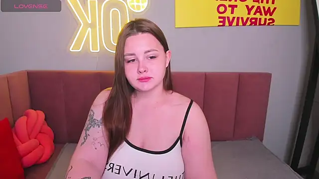 Snapshot of MargaretRoyy chatting on 1, 10, 2025 MargaretRoyy online show from 1, 10, 2025